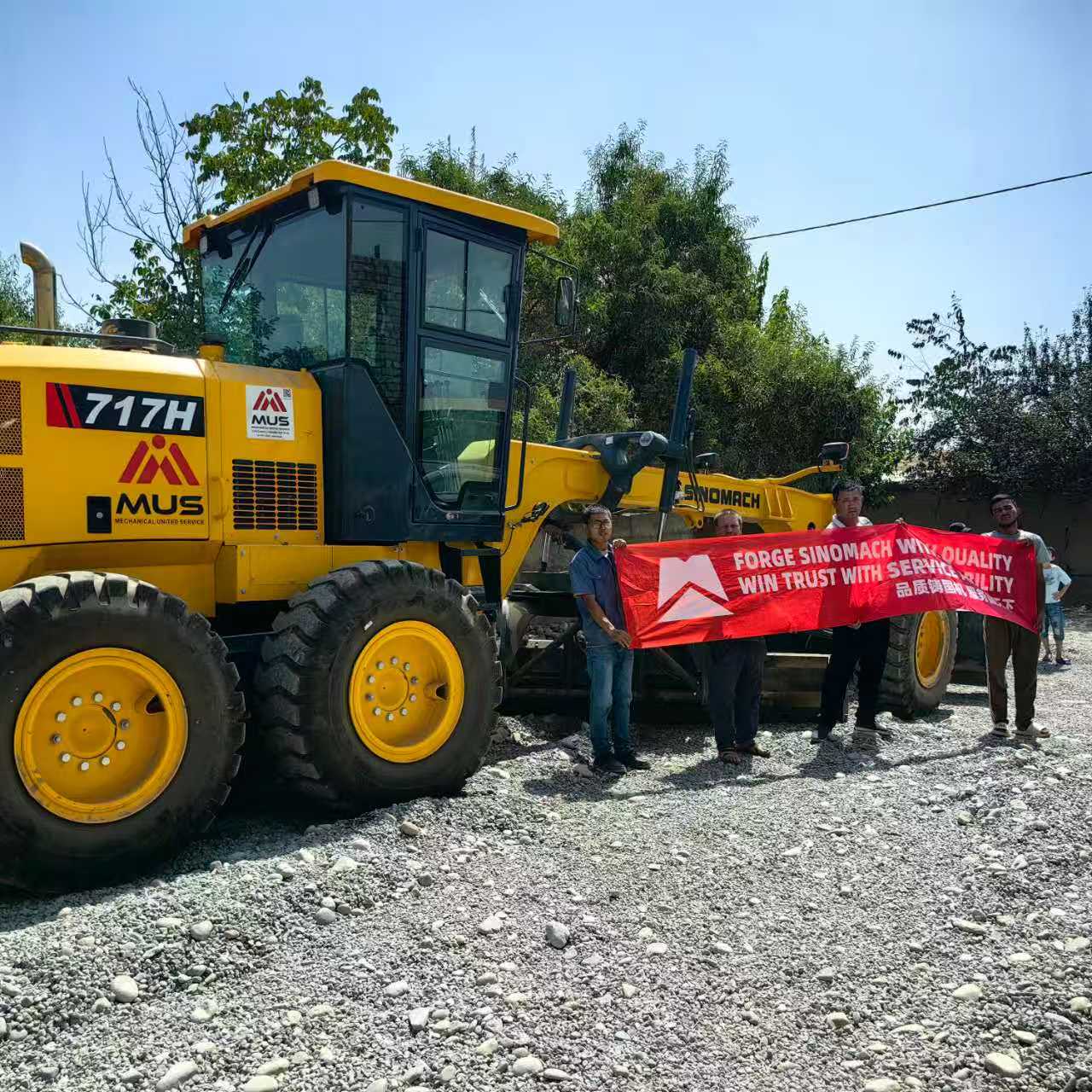 Studi Kasus: Bagaimana Grader Changlin Membantu Proyek Jalan di Negara-Negara Asia Tengah